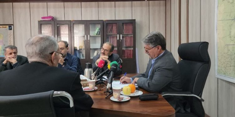 طراحی الگوی فرماندهی مردمی بحران در شرایط اضطرار